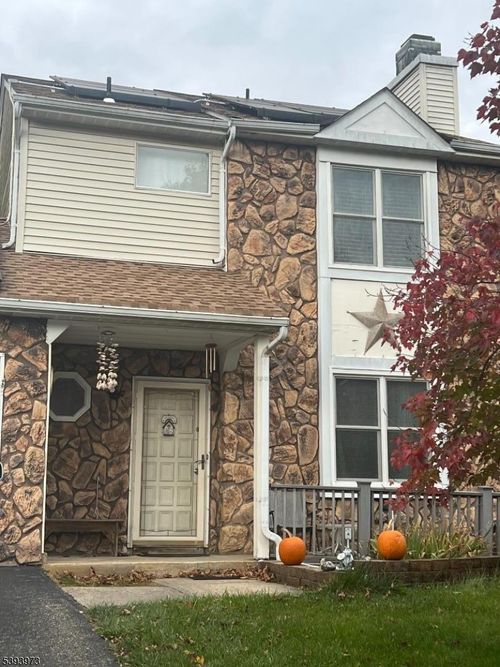 48 Woodland Way, Dayton, NJ, 08810-1426 | Card Image