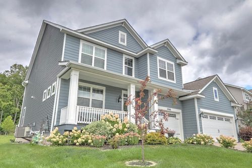 1466 Clover Preserve Ln, Chaska, MN, 55318-3240 | Card Image