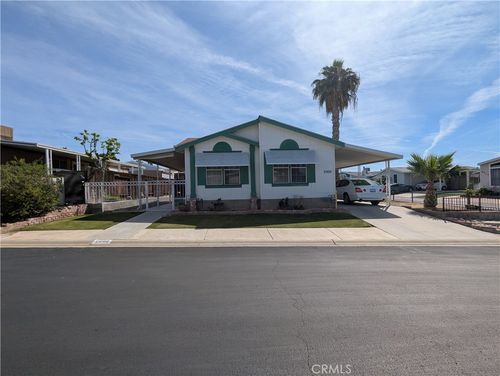 2000 Breezeway Drive, Bakersfield, CA, 93306 | Card Image