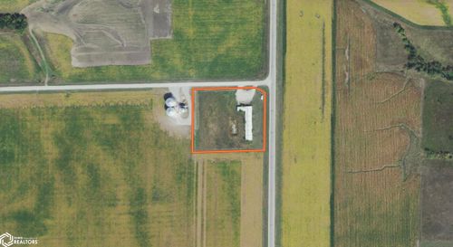 21868 122nd St, Birmingham, IA, 52535-8205 | Card Image