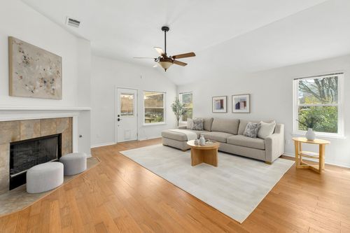 100 Pecanwood S, Kyle, TX, 78640-5265 | Card Image