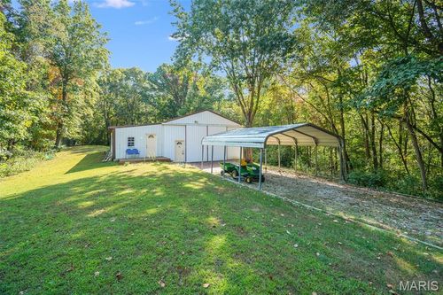 7952 County Line Rd, Collinsville, IL, 62234-7004 | Card Image