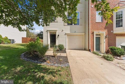 1463 Fawn Hollow Ln, WOODBRIDGE, VA, 22191-5519 | Card Image