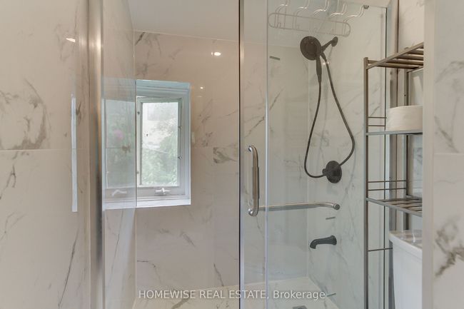 7785 Black River Rd, House other with 2 bedrooms, 1 bathrooms and 3 parking in Sutton West ON | Image 24