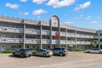 27 - 2295 Americus Boulevard E, Condo with 2 bedrooms, 2 bathrooms and null parking in Clearwater FL | Image 2