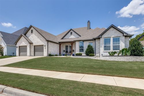 1348 Silent Springs Dr, Haslet, TX, 76052-3032 | Card Image