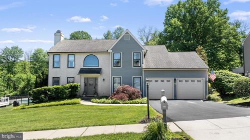 216 County Claire Ln, ASTON, PA, 19014-1225 | Card Image