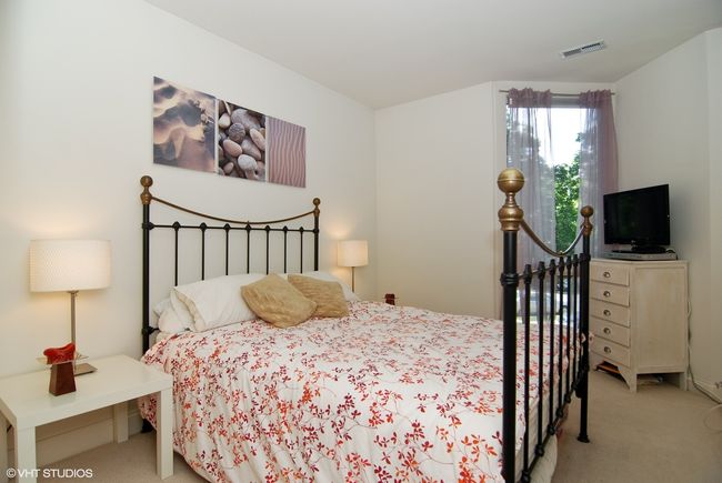 APT-6201 - 2131 Larrabee St, Home with 2 bedrooms, 2 bathrooms and 1 parking in CHICAGO IL | Image 7