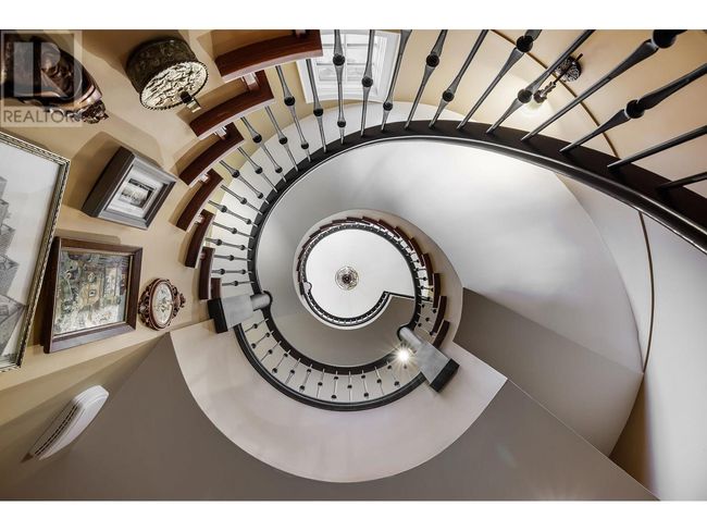 983 Westpoint Dr, House other with 4 bedrooms, 6 bathrooms and 2 parking in Kelowna BC | Image 20