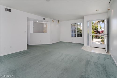 b101-171 Bristol Ln, NAPLES, FL, 34112-5509 | Card Image