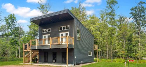 365 Mondamin Trl, LA POINTE, WI, 54850-4480 | Card Image