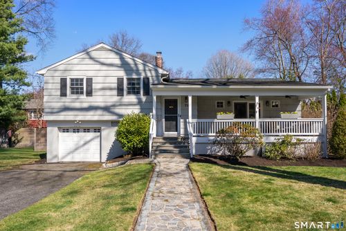 70 Allen Rd, Fairfield, CT, 06824-3401 | Card Image