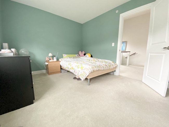 10499 Mceachern St, House other with 4 bedrooms, 4 bathrooms and 4 parking in Maple Ridge BC | Image 17