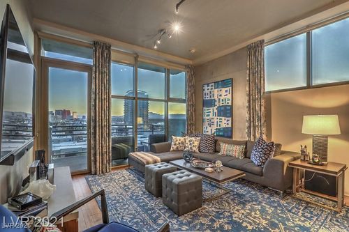 1002-353 E Bonneville Ave, Las Vegas, NV, 89101-6622 | Card Image