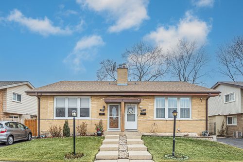 9356 N Parkside Dr, Des Plaines, IL, 60016-5134 | Card Image