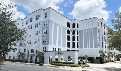 unit-2042-202 E South St, ORLANDO, FL, 32801-3529 | Card Image