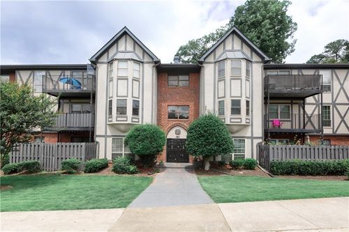 b15-6851 Roswell Rd, Sandy Springs, GA, 30328-2470 | Card Image