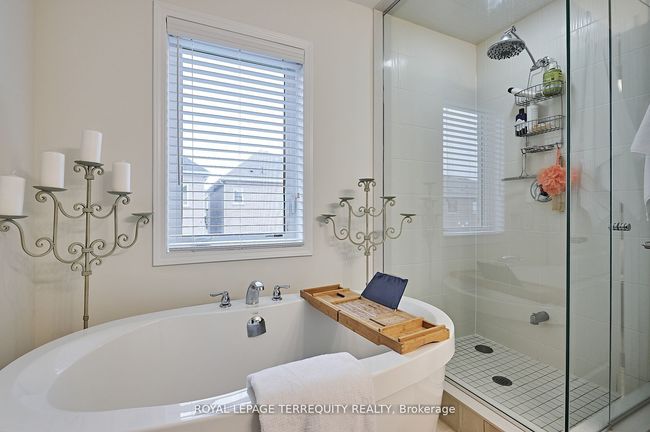14 Westfield Dr, House other with 3 bedrooms, 3 bathrooms and 2 parking in Whitby ON | Image 27