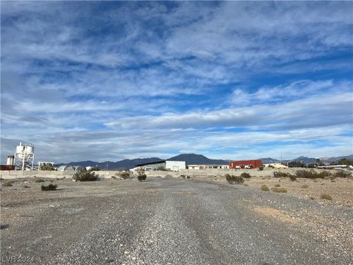 1391 New Way, Pahrump, NV, 89048 | Card Image