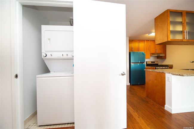 PH3M - 40-22 College Point Blvd, Condo with 2 bedrooms, 2 bathrooms and null parking in Flushing NY | Image 6