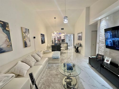 2679-4307 Carambola Cir N, Coconut Creek, FL, 33066-2453 | Card Image