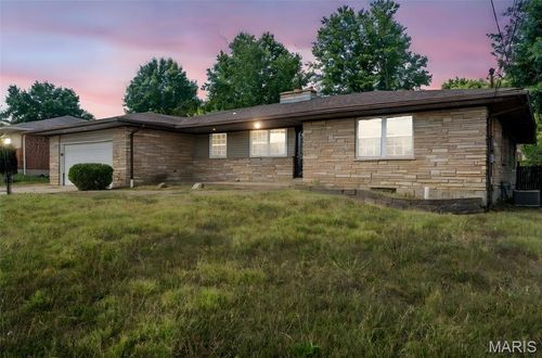 613 Jefferson Ave, Union, MO, 63084-2105 | Card Image