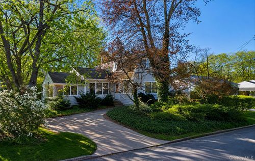 12 W Haven Drive, Huntington, NY, 11731 | Card Image