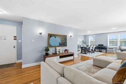 apt-5b-241 Northern Blvd, Little Neck, NY, 11362-1013 | Card Image