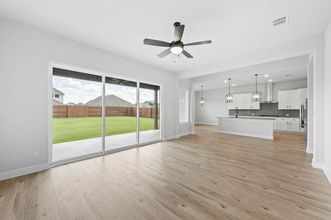 Sprawling, open entertaining area. | Image 4