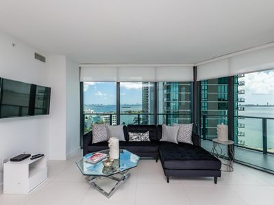 1506 - 501 Ne 31st Street, Condo with 3 bedrooms, 2 bathrooms and null parking in Miami FL | Image 3