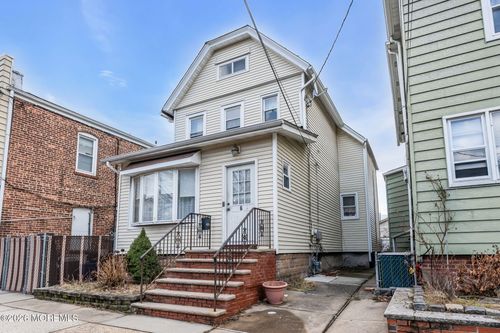 6 Lincoln Pl, East Rutherford, NJ, 07073-1406 | Card Image