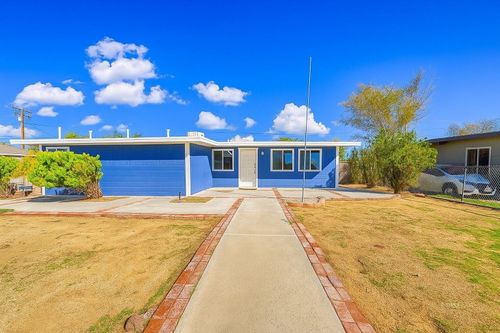 1012 W Langley Ave, Ridgecrest, CA, 93555-4730 | Card Image