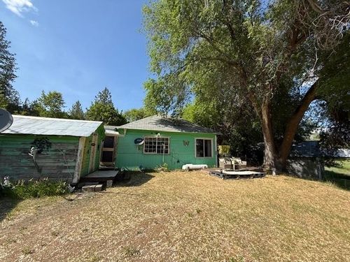 5986 Highway 25 S, Fruitland, WA, 99129-9700 | Card Image
