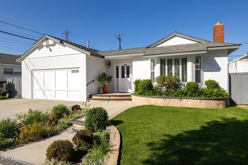 5209 Knoxville Ave, Lakewood, CA, 90713-2111 | Card Image