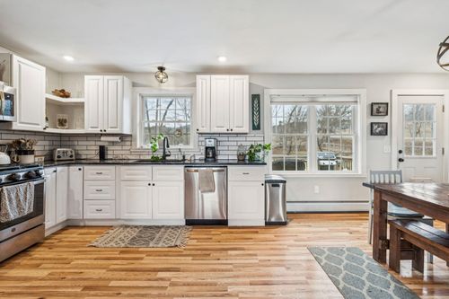 1571 Dairy Hill Road, Royalton, VT, 05068 | Card Image