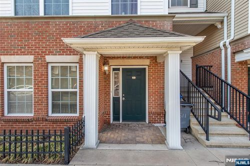 5 Tribeca Ave, Jersey City, NJ, 07305-1147 | Card Image