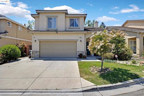 5736 Idlewood St, Dublin, CA, 94568-7687 | Card Image