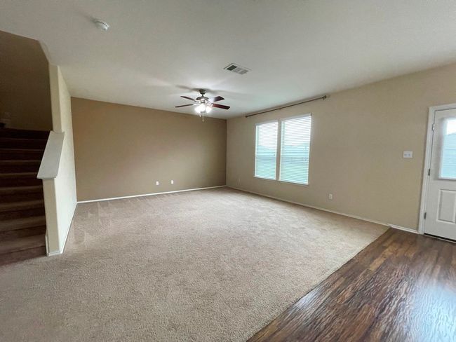 602 Moonwalker Trl, House other with 3 bedrooms, 3 bathrooms and 4 parking in Buda TX | Image 8