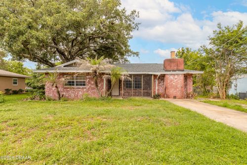 1586 Carmen Ave, DAYTONA BEACH, FL, 32117-1461 | Card Image
