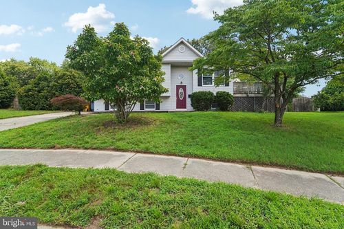 2 Raylene Ct, Glen Burnie, MD, 21061-2567 | Card Image