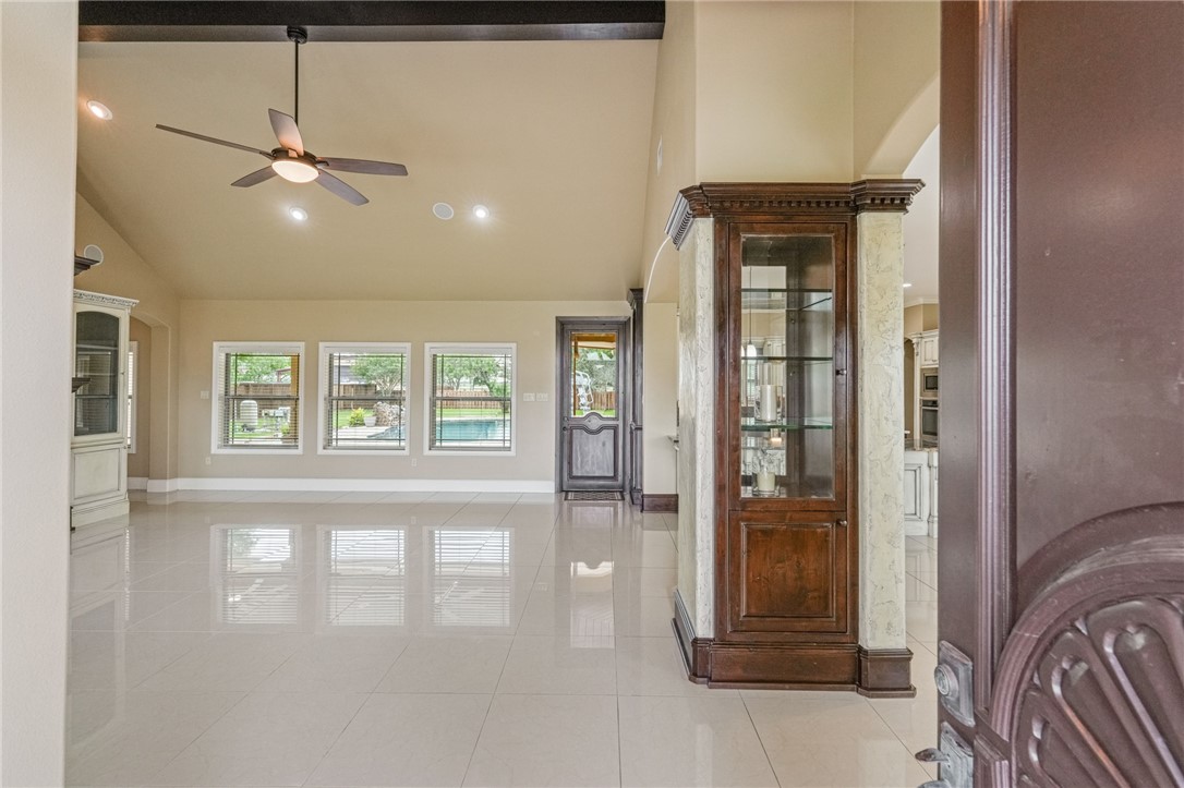 Residential in Robstown 3
