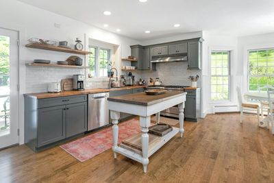 Country Kitchen | Image 3