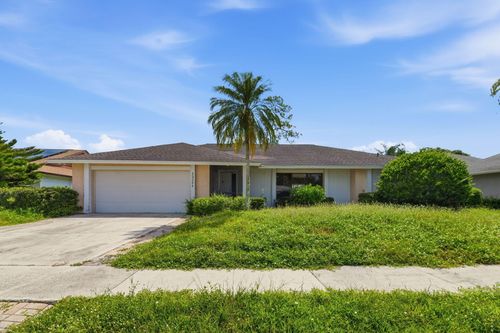 13581 Columbine Ave, Wellington, FL, 33414-8107 | Card Image