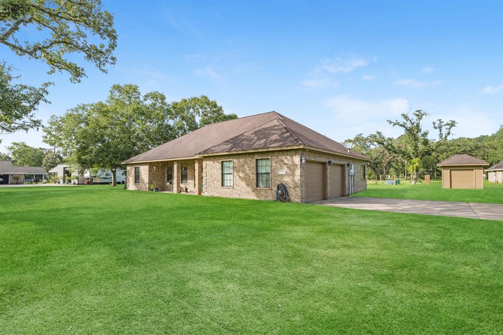 County Road 684 , Sweeny, TX 77480