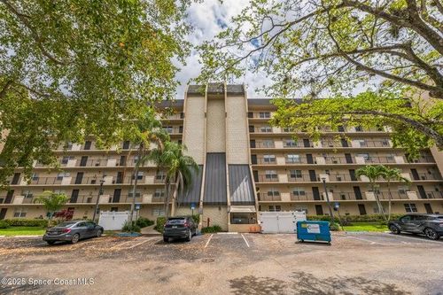 203-3300 W Rolling Hills Circle, Davie, FL, 33328 | Card Image
