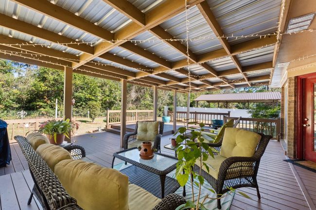 312 W Marion St, House other with 3 bedrooms, 2 bathrooms and null parking in Chattahoochee FL | Image 33