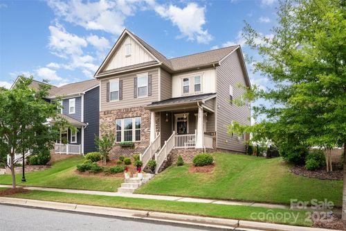 915 Claires Creek Ln, Davidson, NC, 28036-0530 | Card Image