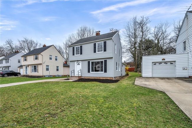 4878 Westbourne Rd, House other with 3 bedrooms, 2 bathrooms and null parking in Lyndhurst OH | Image 4