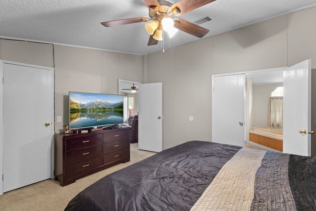158 Ne 146 Th Ave, House other with 3 bedrooms, 2 bathrooms and 1 parking in OLD TOWN FL | Image 21