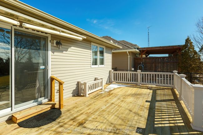 4369 Sixth St, House other with 4 bedrooms, 2 bathrooms and 2 parking in Petrolia ON | Image 46